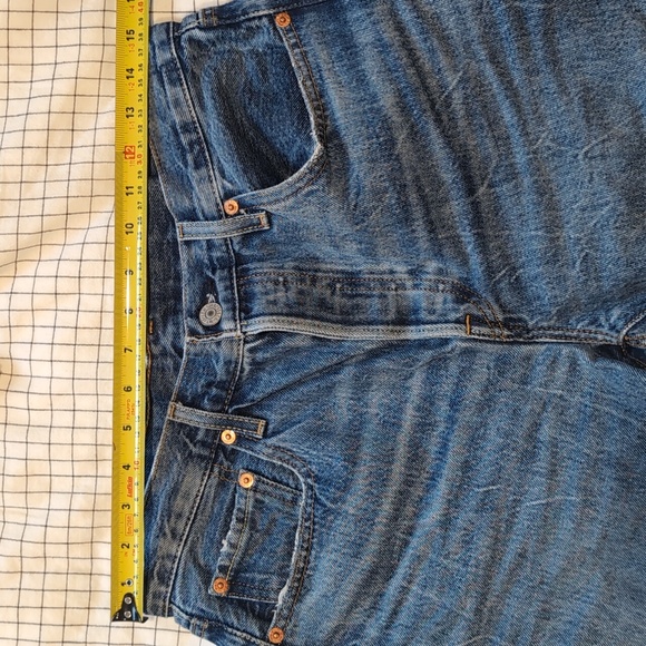 Levi's 501 mid thigh short - Picture 10 of 10